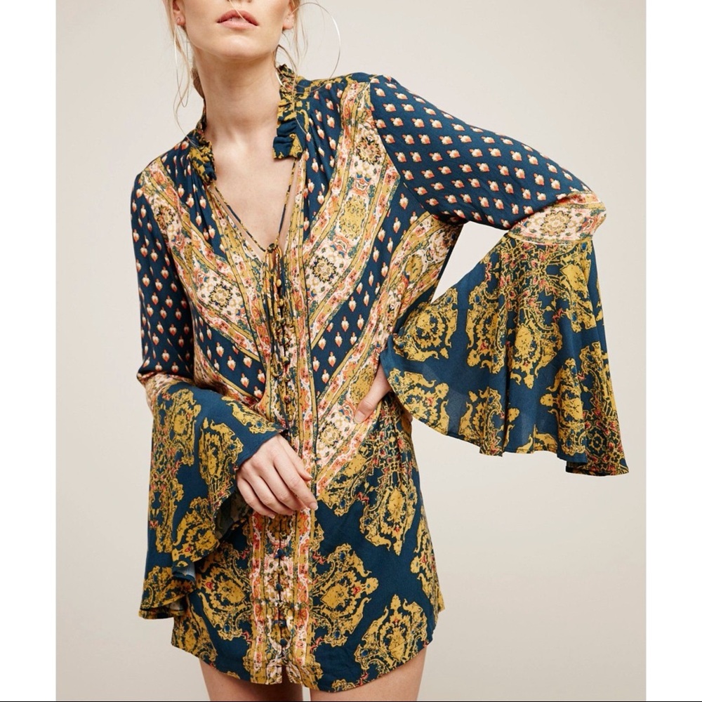 SOLD 🤍 Free People Magic Mystery Tunic Size L